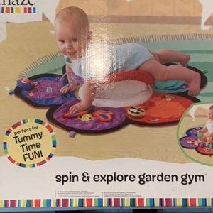 Lamaze Spin & Explore Garden Gym